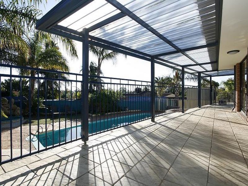 50 Parkway Drive, Bibra Lake WA 6163