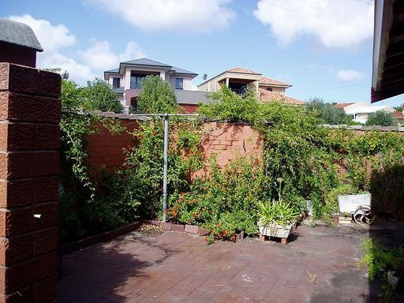 8/314 Preston Point Road, Attadale WA 6156