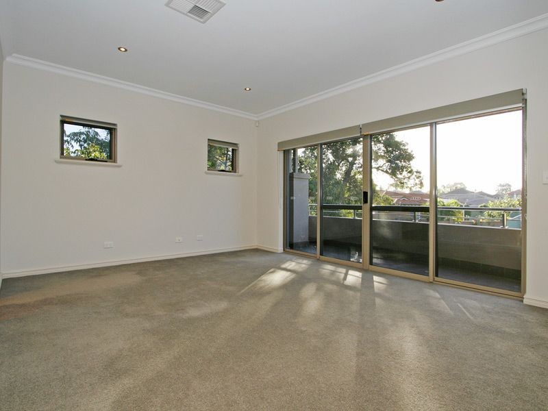 44A Bombard Street, Mount Pleasant WA 6153