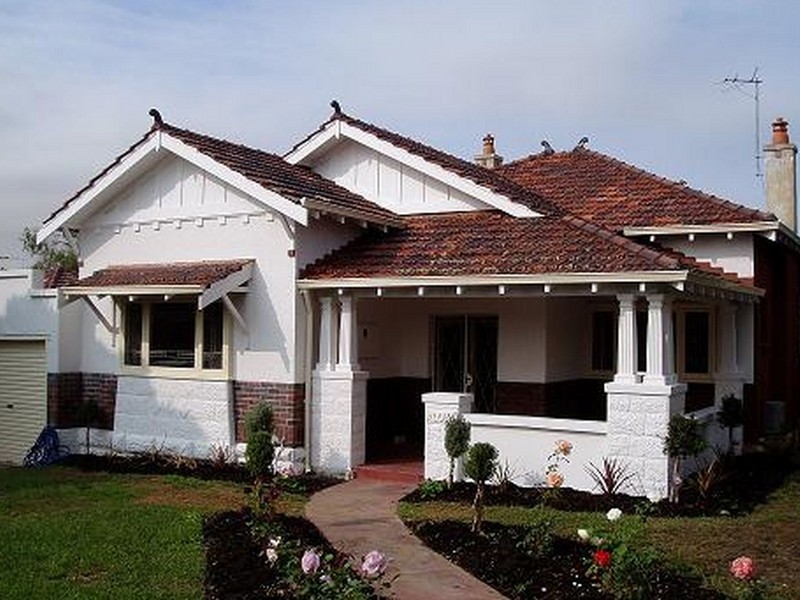 16A Kitchener Road, Melville WA 6156