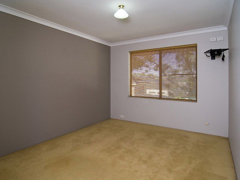 2/254 Preston Point Road, Bicton WA 6157