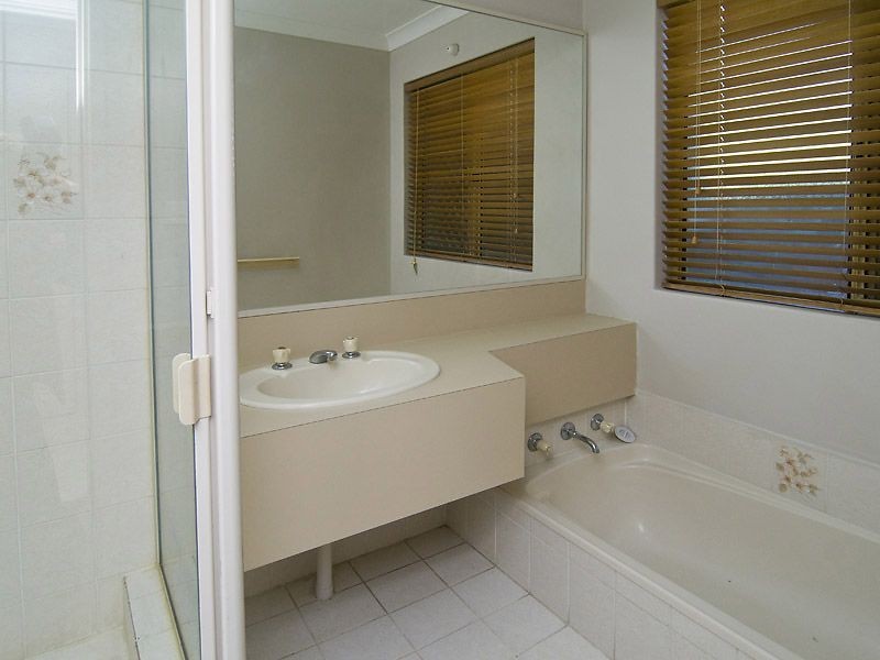 2/254 Preston Point Road, Bicton WA 6157