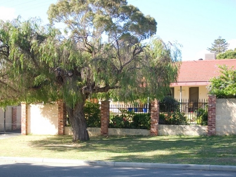 29 Fifth Street, Bicton WA 6157