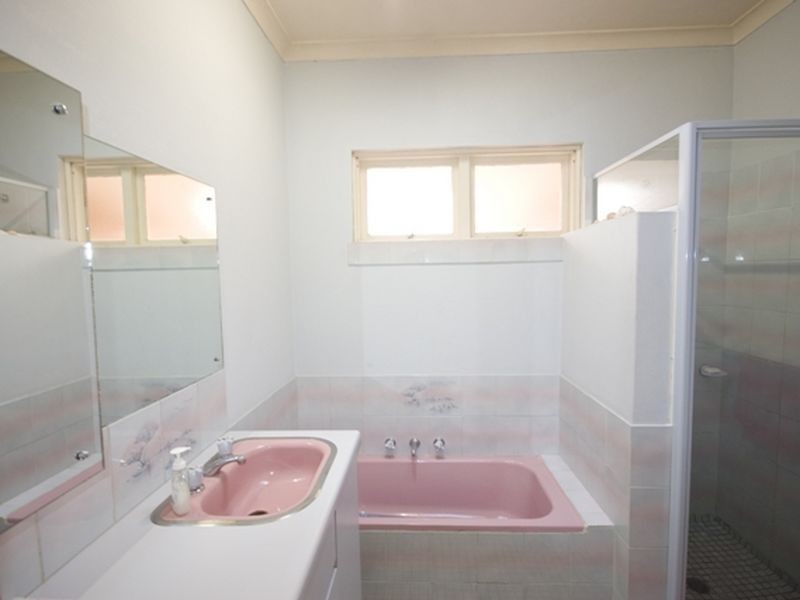 29 Fifth Street, Bicton WA 6157