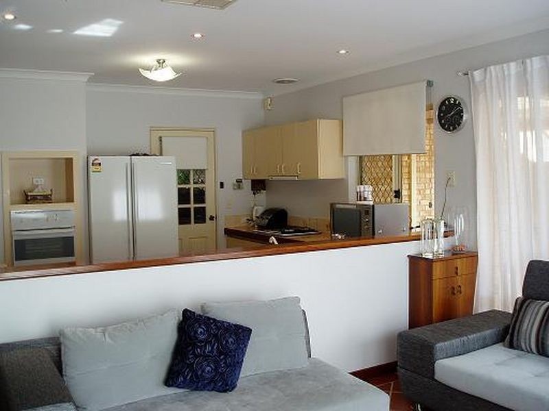 6B Brooksby Street, Melville WA 6156