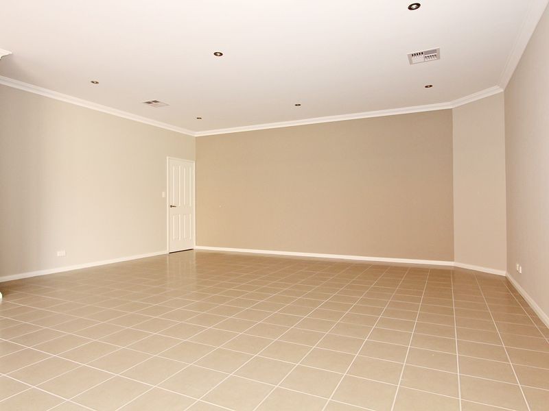 2/165 Marmion Street, Fremantle WA 6160