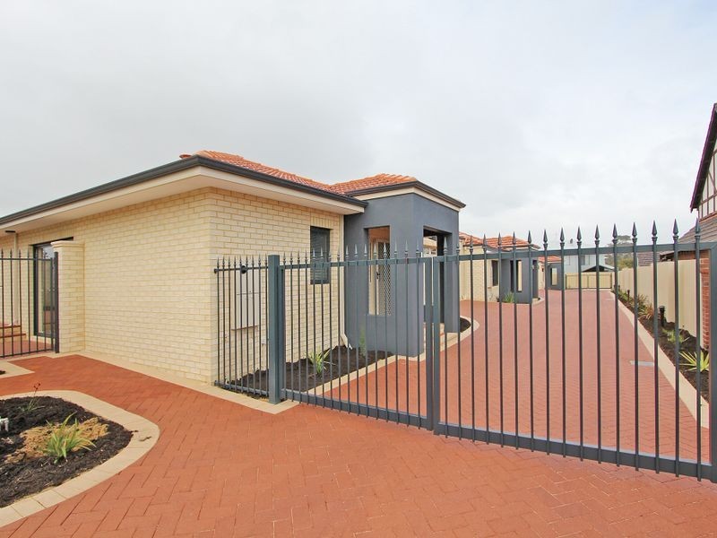 3/165 Marmion Street, Fremantle WA 6160
