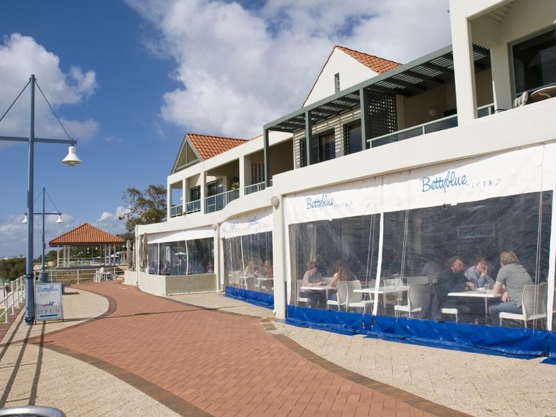 1/10 Fletcher Street, Rockingham WA 6168