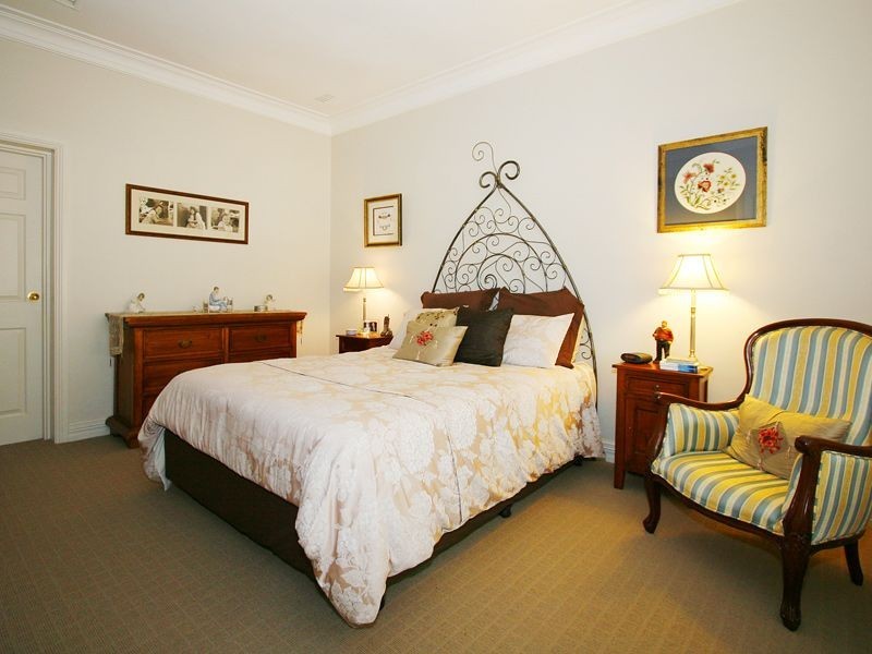 75 Lamond Street, Alfred Cove WA 6154