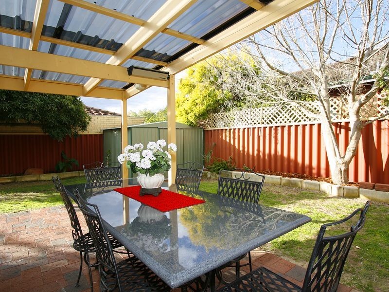 75 Lamond Street, Alfred Cove WA 6154