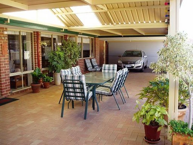 7 Moresby Close, Bibra Lake WA 6163