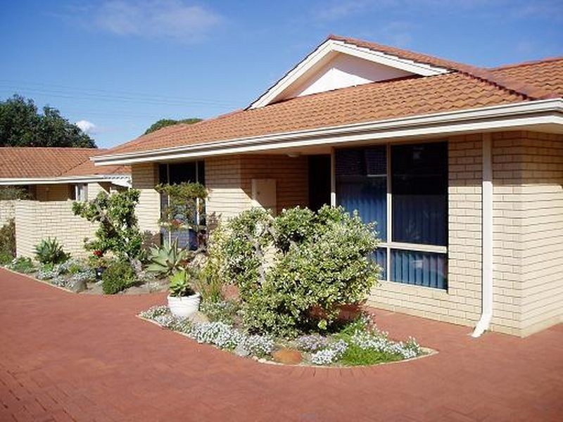 2/89 Waddell Road, Bicton WA 6157