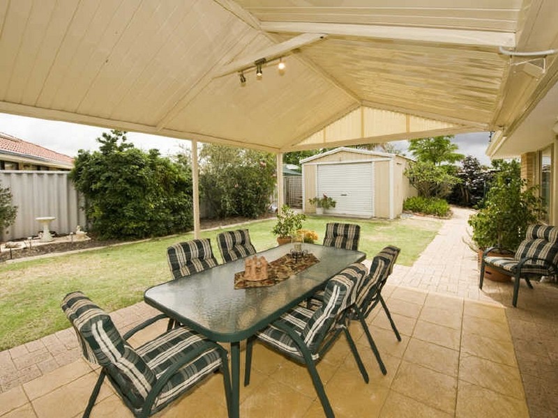 3 Winter Drive, Thornlie WA 6108