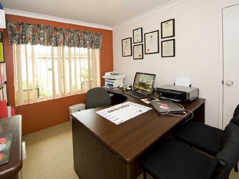 3 Winter Drive, Thornlie WA 6108