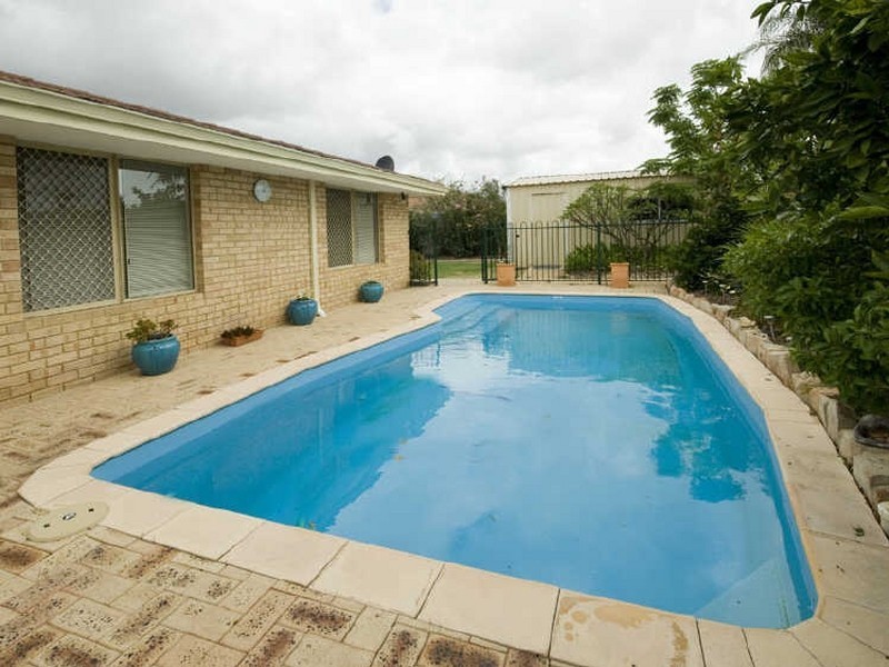 3 Winter Drive, Thornlie WA 6108