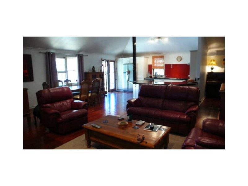 100 Mills Road, Martin WA 6110