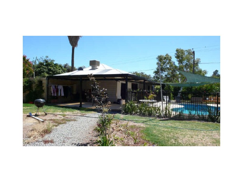 100 Mills Road, Martin WA 6110