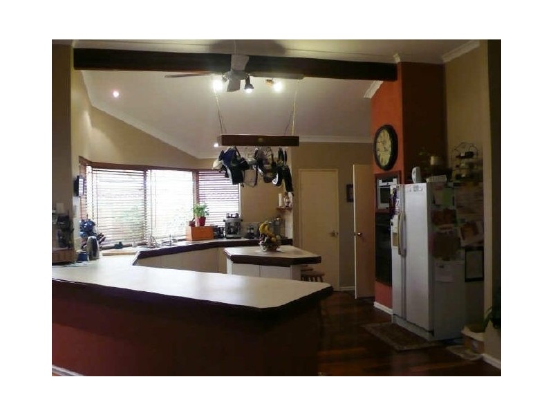 9 Lavender Close, Thornlie WA 6108