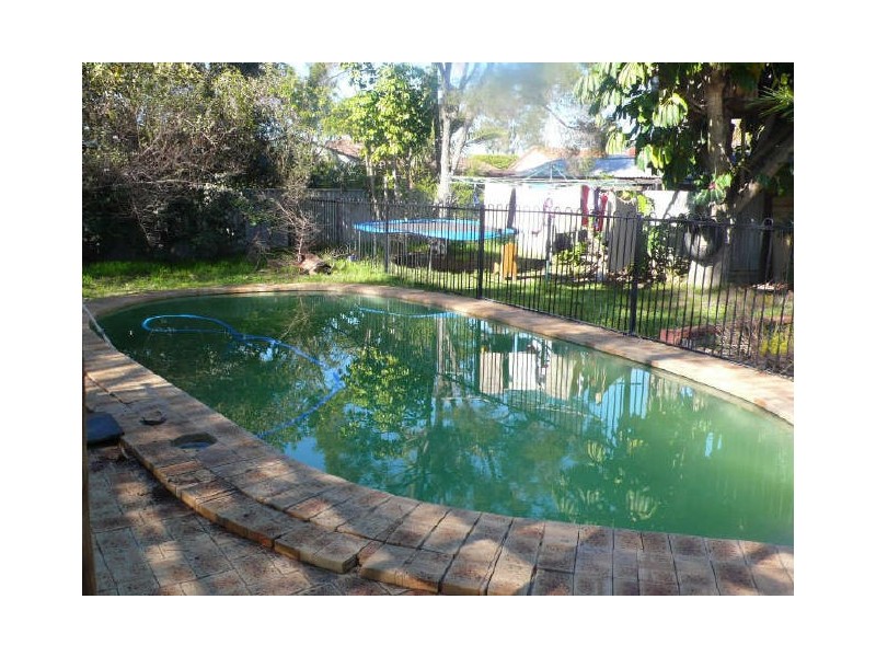 12 Tonbridge Way, Thornlie WA 6108