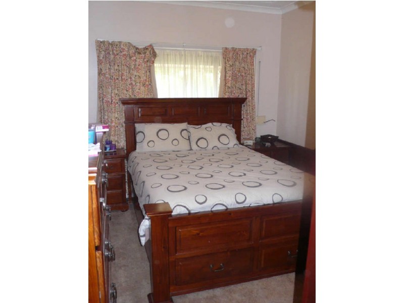 12 Tonbridge Way, Thornlie WA 6108