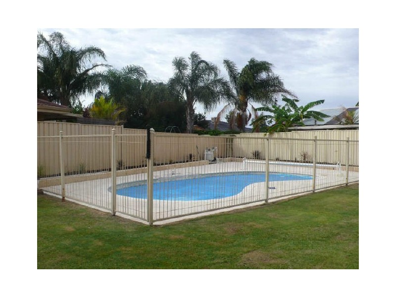 1 Edge Court, Thornlie WA 6108