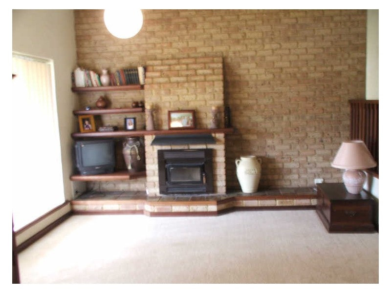 30 Newenden Street, Maddington WA 6109