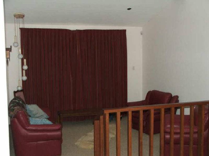 16 Grenadier Drive, Thornlie WA 6108