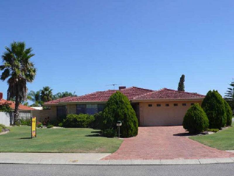 6 Pender Court, Thornlie WA 6108