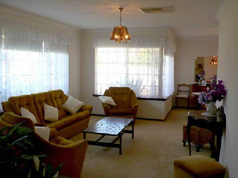 6 Pender Court, Thornlie WA 6108