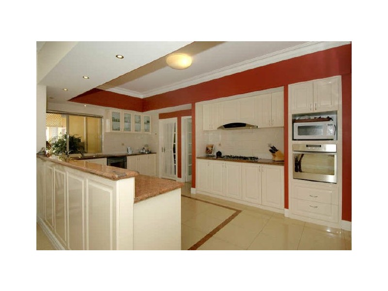 115 Southacre Drive, Canning Vale WA 6155