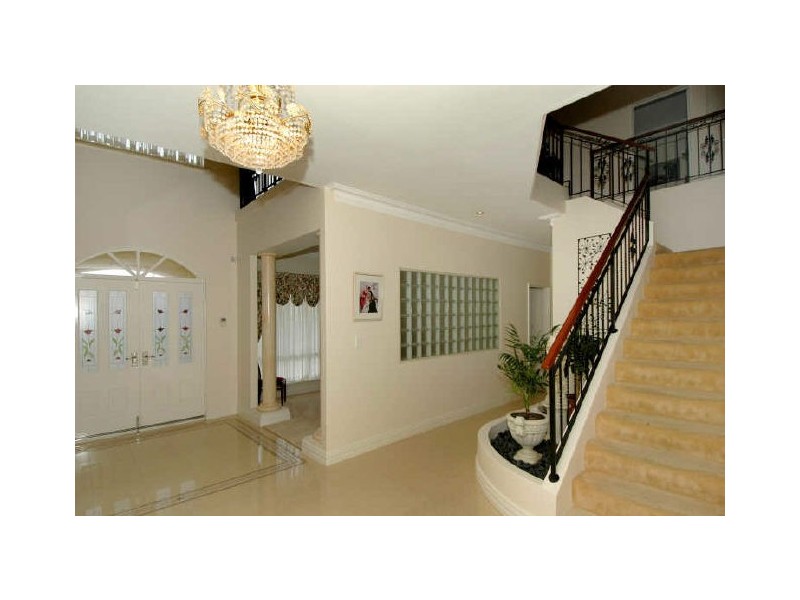 115 Southacre Drive, Canning Vale WA 6155