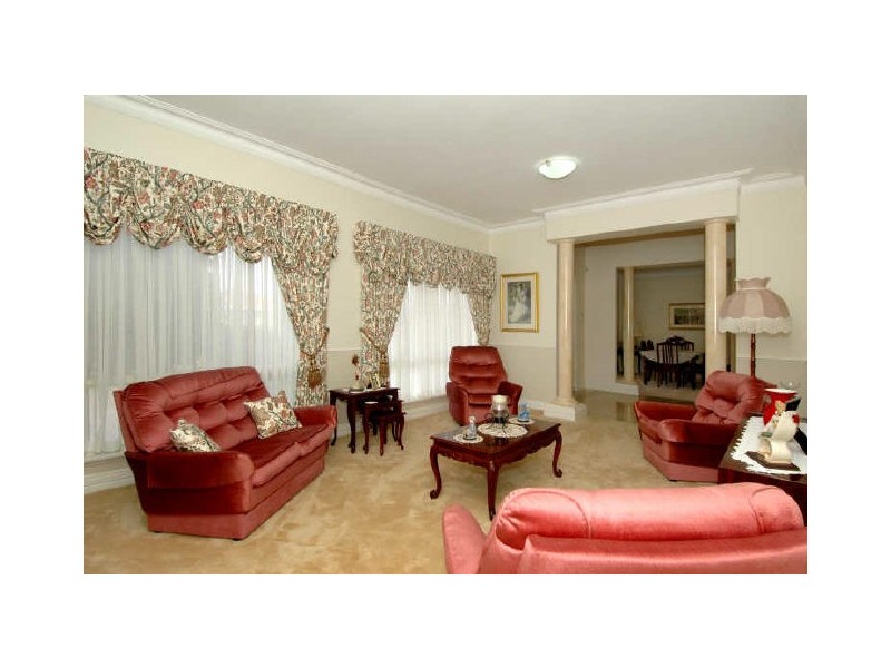 115 Southacre Drive, Canning Vale WA 6155