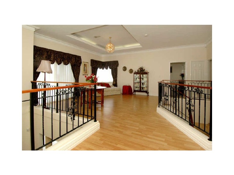 115 Southacre Drive, Canning Vale WA 6155