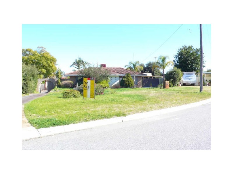 4 Colby Way, Thornlie WA 6108