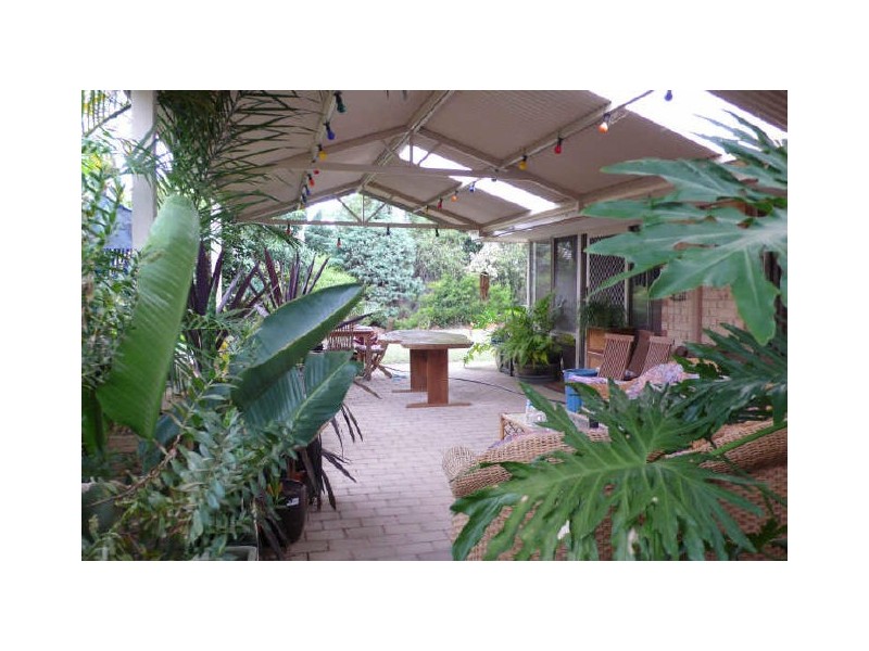 6 Burgandy Court, Thornlie WA 6108