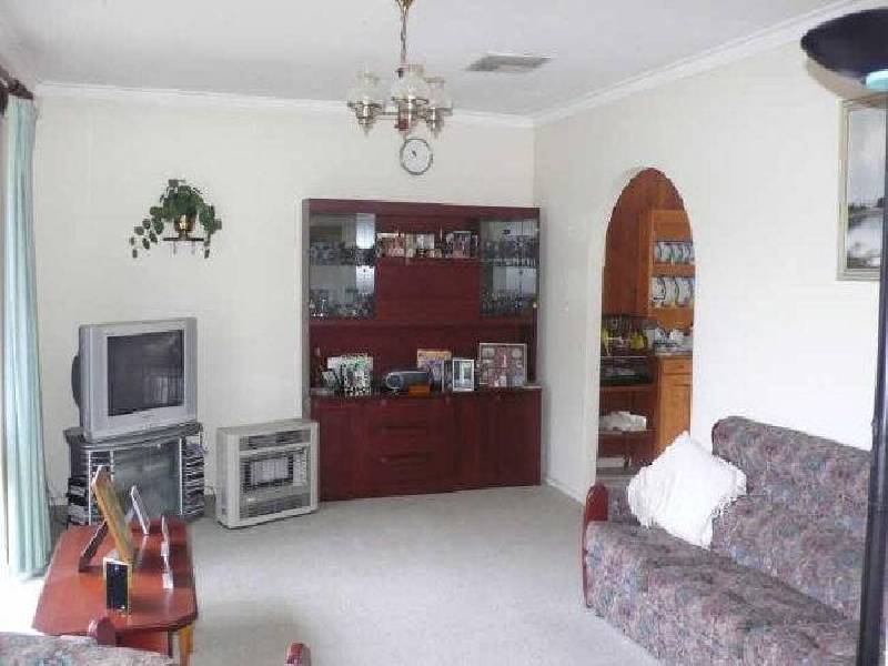 40 Lyrebird Way, Thornlie WA 6108