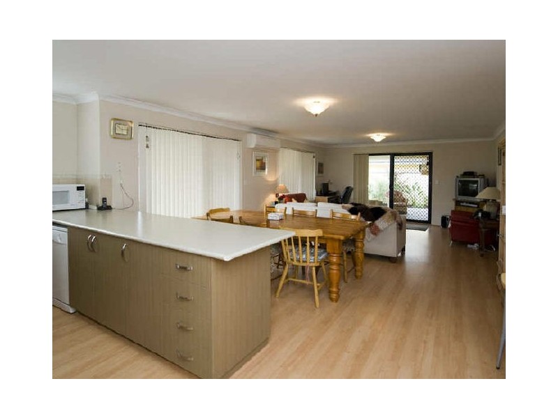 65 Weston Street, Maddington WA 6109