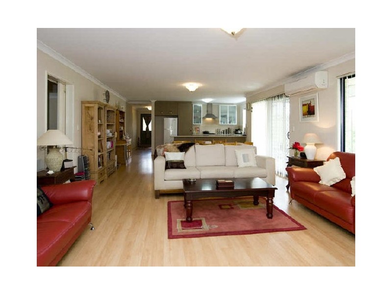 65 Weston Street, Maddington WA 6109