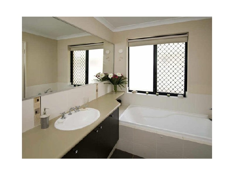 65 Weston Street, Maddington WA 6109