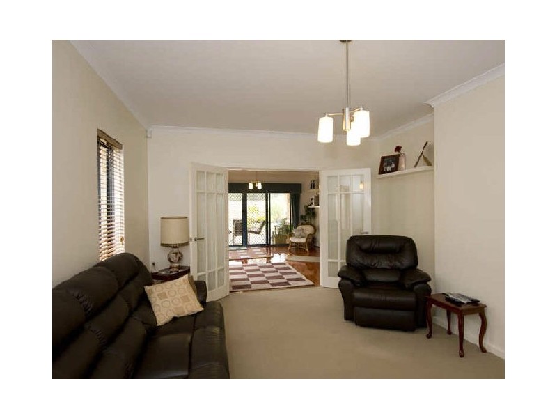 8 Pintaclo Way, Canning Vale WA 6155