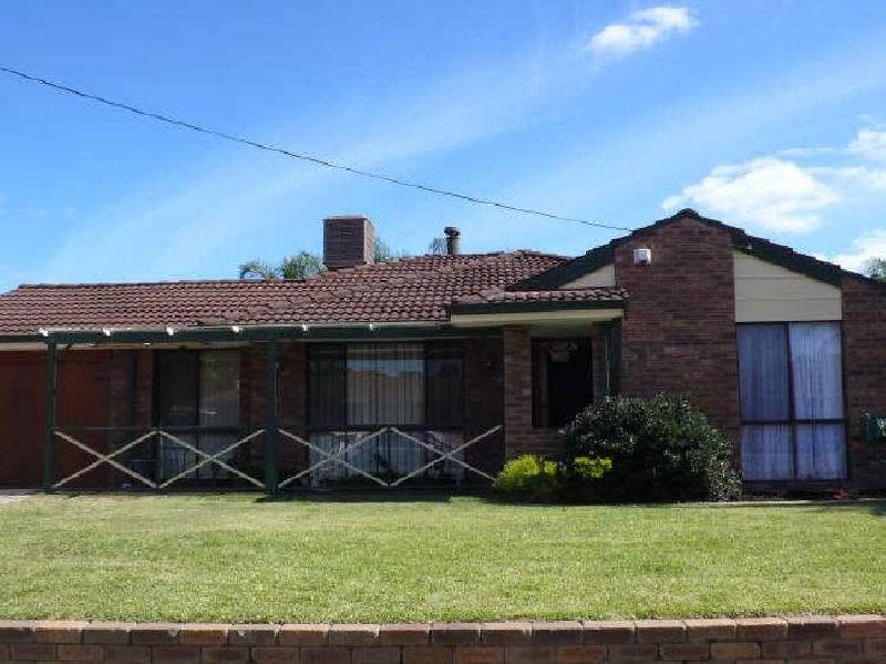 5 Hood Place, Gosnells WA 6110