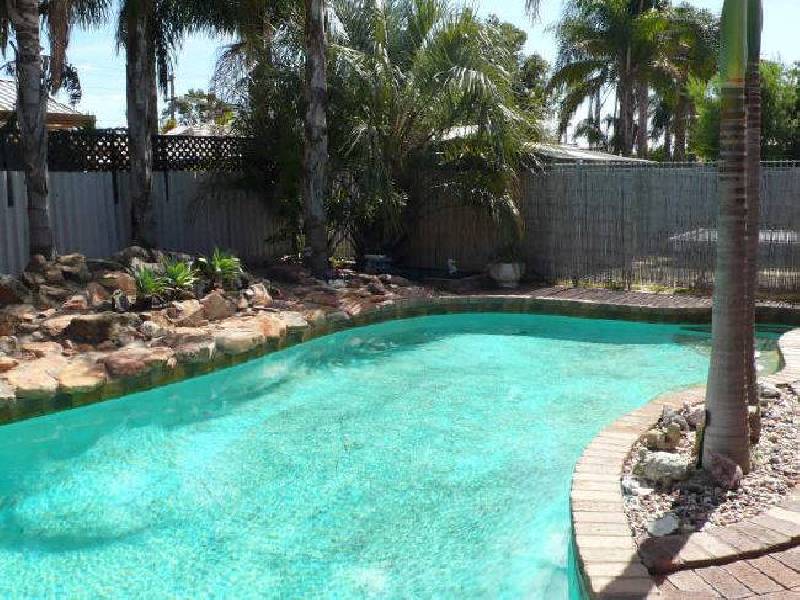 5 Hood Place, Gosnells WA 6110