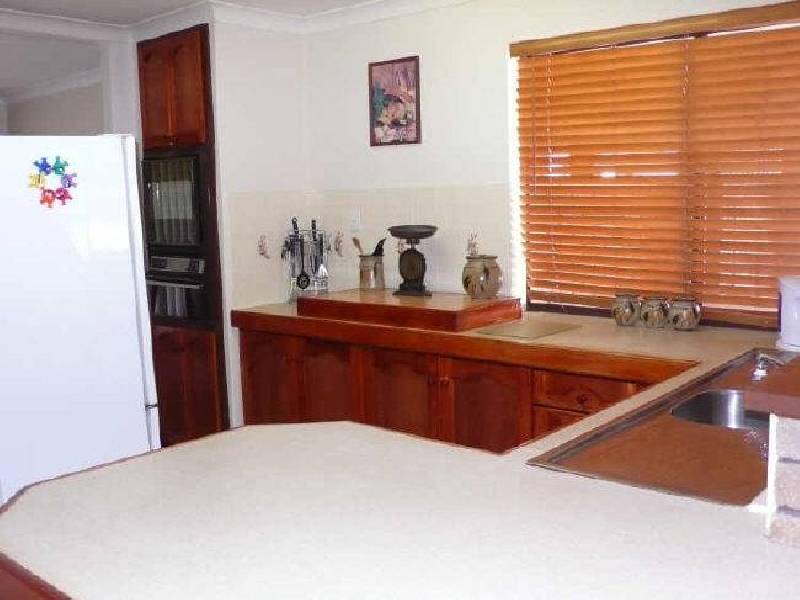 5 Hood Place, Gosnells WA 6110