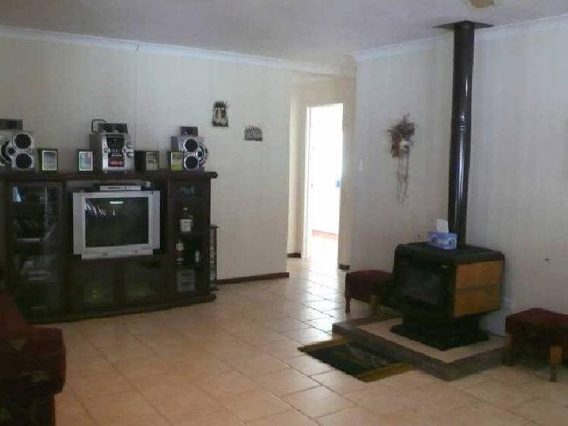 5 Hood Place, Gosnells WA 6110