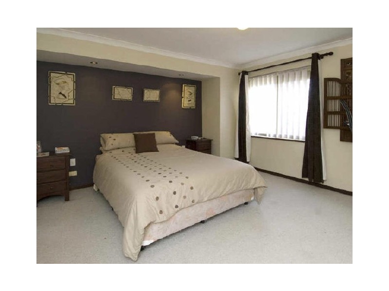 14 Tasman Court, Thornlie WA 6108