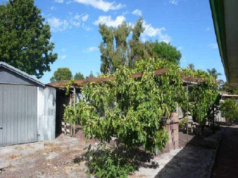 255 Spencer Road, Thornlie WA 6108