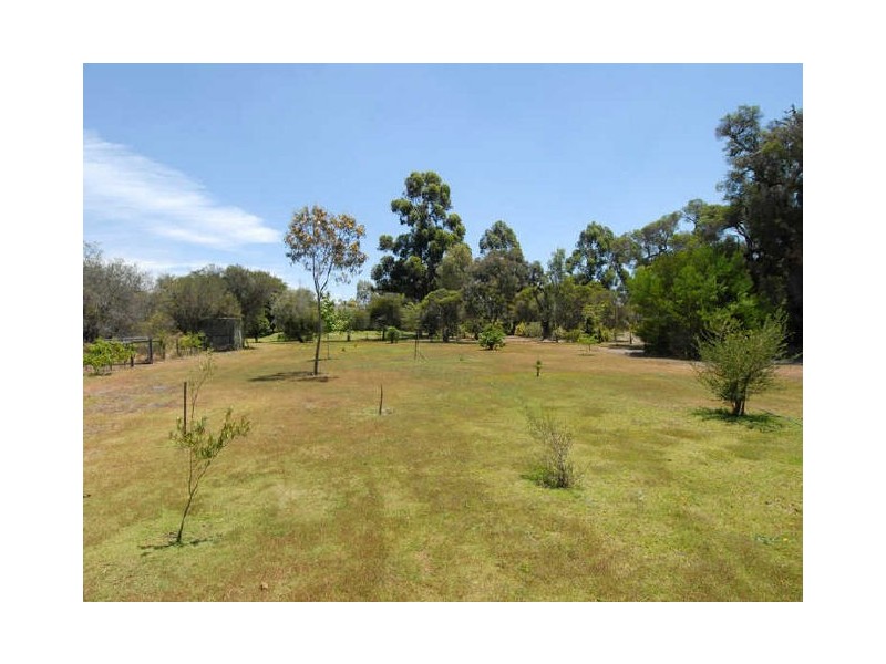 41 Brockwell Place, Oakford WA 6121