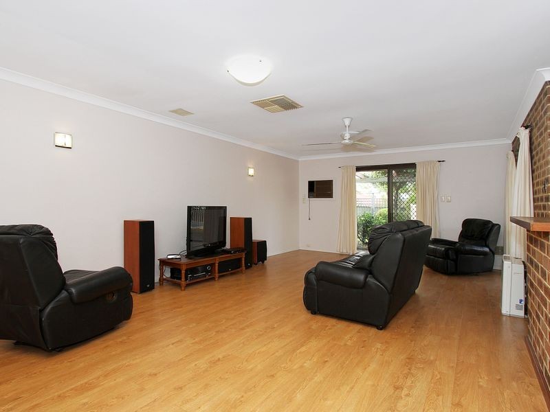 37 Sutherland Drive, Thornlie WA 6108