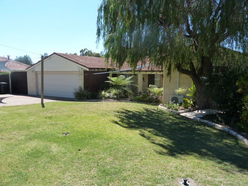 35 Ningaloo Way, Thornlie WA 6108