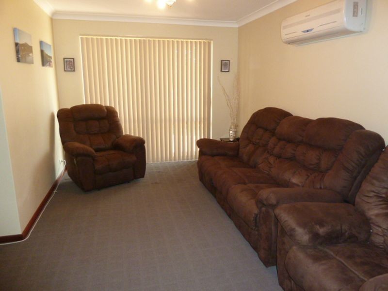 3/12 Auric Place, Maddington WA 6109
